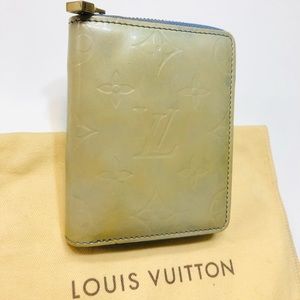 GENUINE LOUIS VUITTON Monogram Perle Vernis Coin Zippy Wallet
